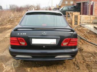 1997 Mercedes-Benz E-Class Photos