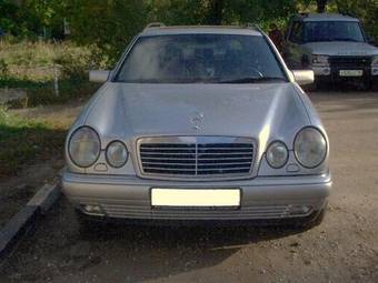 1997 Mercedes-Benz E-Class Pictures