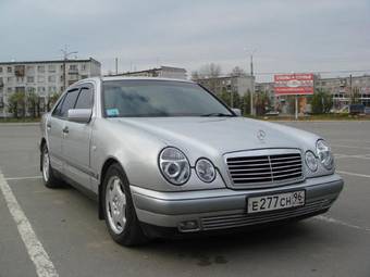 1997 Mercedes-Benz E-Class Pictures