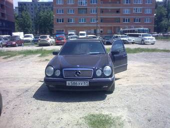 1997 Mercedes-Benz E-Class Pictures