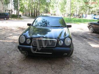 1997 Mercedes-Benz E-Class Photos