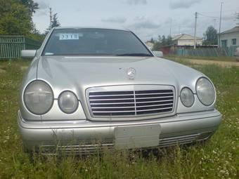 1997 Mercedes-Benz E-Class Pictures