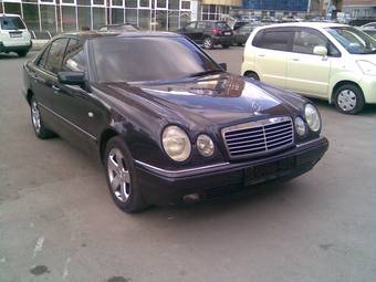 1997 Mercedes-Benz E-Class Photos