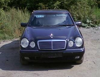 1997 Mercedes-Benz E-Class Pictures