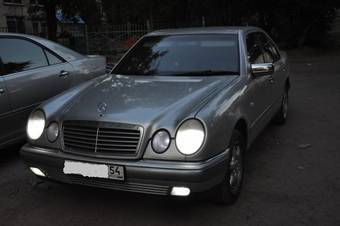 1997 Mercedes-Benz E-Class Photos