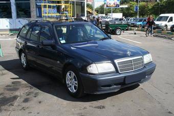 1997 Mercedes-Benz E-Class Photos