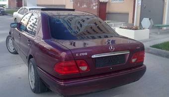 1997 Mercedes-Benz E-Class Pictures