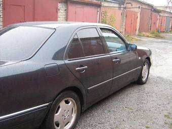1997 Mercedes-Benz E-Class Pictures