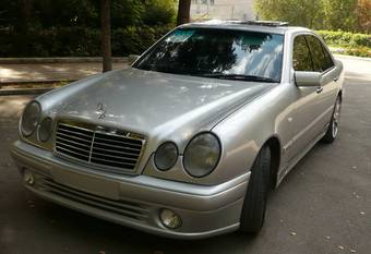 1997 Mercedes-Benz E-Class Pictures