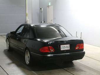 1998 Mercedes-Benz E-Class Pics