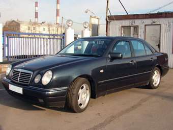 1998 Mercedes-Benz E-Class Images