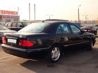1998 Mercedes-Benz E-Class Pics