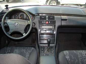 1998 Mercedes-Benz E-Class Photos