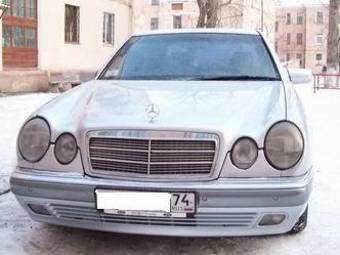 1998 Mercedes-Benz E-Class Images