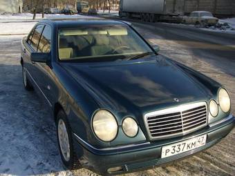 1998 Mercedes-Benz E-Class Pics