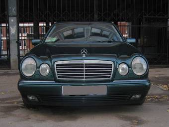 1998 Mercedes-Benz E-Class Photos