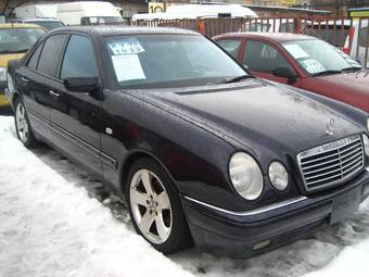 1998 Mercedes-Benz E-Class Images