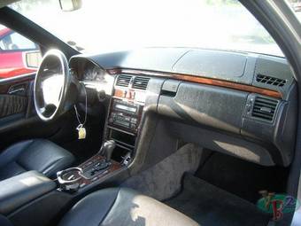 1998 Mercedes-Benz E-Class Pictures