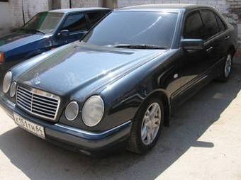 1998 Mercedes-Benz E-Class Images