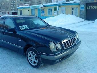 1998 Mercedes-Benz E-Class Pics