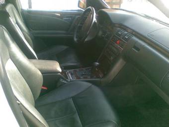 1998 Mercedes-Benz E-Class Pics