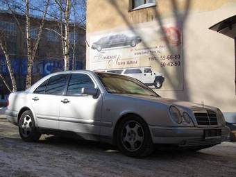 1998 Mercedes-Benz E-Class Pictures