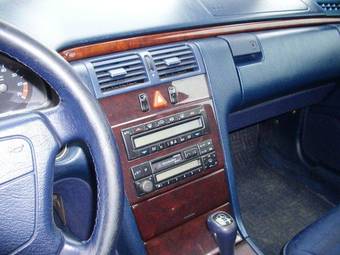 1998 Mercedes-Benz E-Class Pics