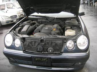 1998 Mercedes-Benz E-Class Pictures