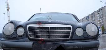 1998 Mercedes-Benz E-Class Pictures
