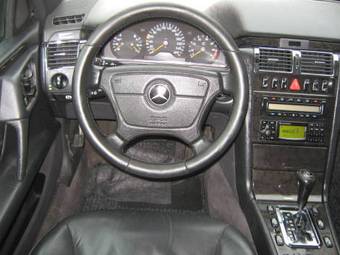 1998 Mercedes-Benz E-Class Photos