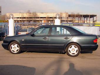 1998 Mercedes-Benz E-Class Images