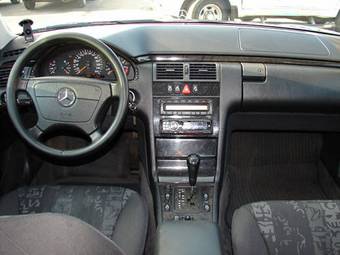 1998 Mercedes-Benz E-Class Pics
