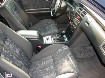 1998 Mercedes-Benz E-Class Pictures
