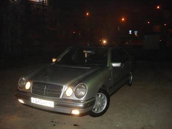 1998 Mercedes-Benz E-Class Pics