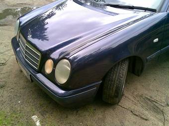 1998 Mercedes-Benz E-Class Images