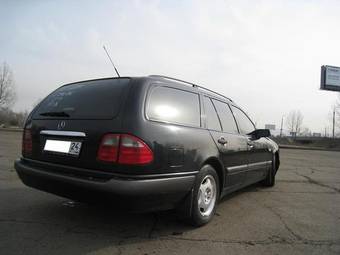 1998 Mercedes-Benz E-Class Pictures