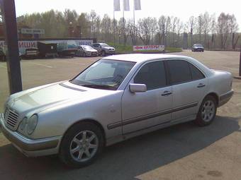 1998 Mercedes-Benz E-Class