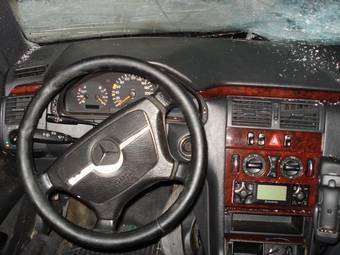 1998 Mercedes-Benz E-Class