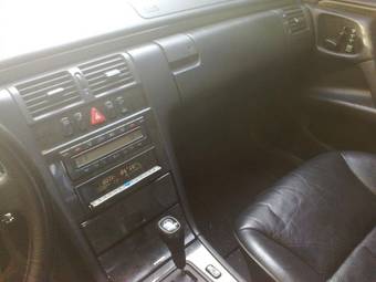 1998 Mercedes-Benz E-Class Pictures
