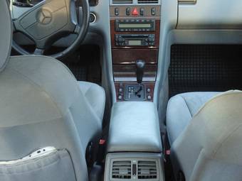 1998 Mercedes-Benz E-Class Wallpapers