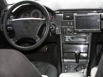 1998 Mercedes-Benz E-Class Photos