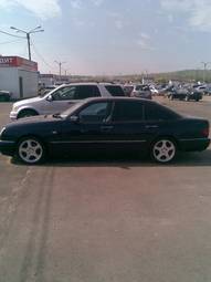 1998 Mercedes-Benz E-Class Photos