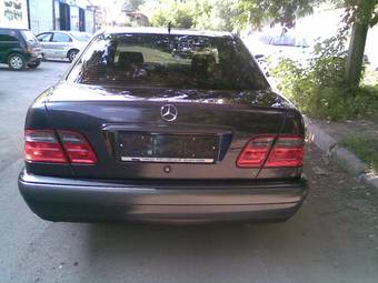 1998 Mercedes-Benz E-Class Pictures
