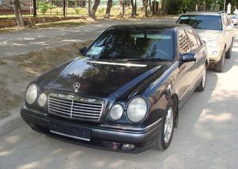 1998 Mercedes-Benz E-Class Pictures