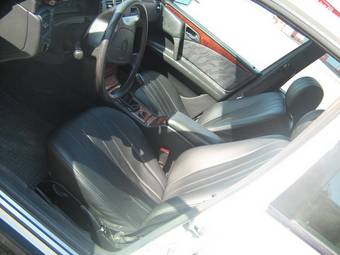 1998 Mercedes-Benz E-Class Pictures