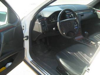 1998 Mercedes-Benz E-Class Pics