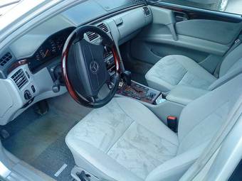 1998 Mercedes-Benz E-Class Photos