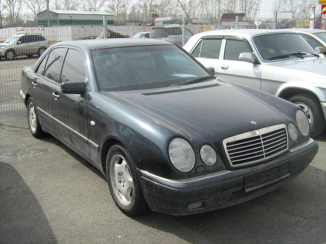 1998 Mercedes-Benz E-Class