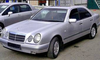 1998 Mercedes-Benz E-Class Pictures