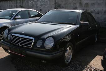 1998 Mercedes-Benz E-Class